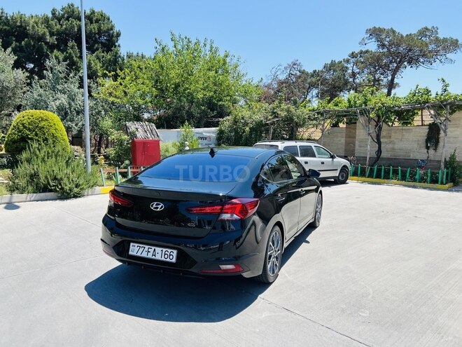 Hyundai Elantra 2019, 104,000 km - 2.0 l - Bakı