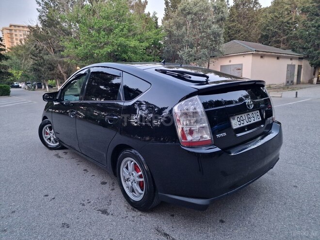Toyota Prius-14