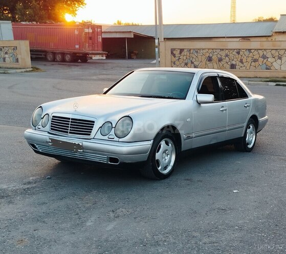 Mercedes E 300 1998, 125,545 km - 3.0 l - Bərdə