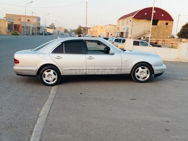 Mercedes E 300 1998, 125,545 km - 3.0 l - Bərdə