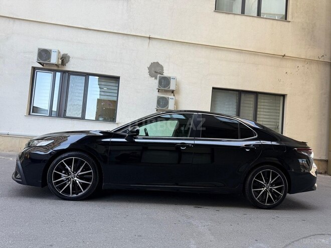 Toyota Camry 2021, 180,000 km - 2.5 л - Bakı