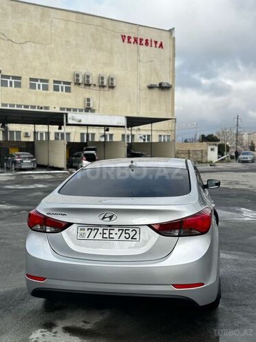 Hyundai Elantra 2015, 175,000 km - 1.8 l - Bakı