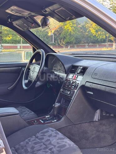 Mercedes C 180 1997, 572,182 km - 1.8 l - Zaqatala