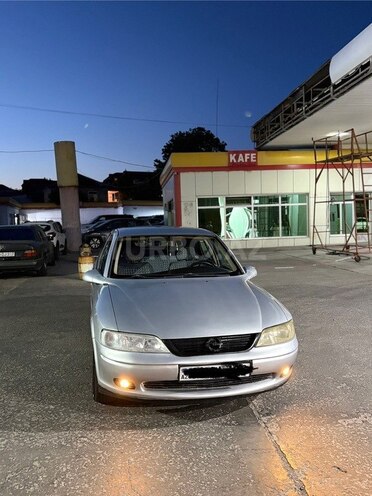 Opel Vectra 1999, 275,000 km - 1.8 l - Bakı