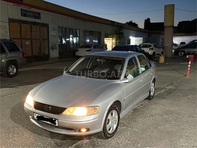 Opel Vectra 1999, 275,000 km - 1.8 l - Bakı