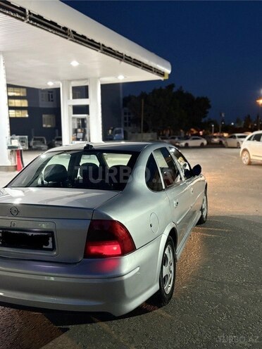 Opel Vectra 1999, 275,000 km - 1.8 l - Bakı