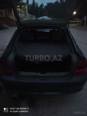 Opel Vectra 1996, 324,000 km - 1.6 l - Neftçala