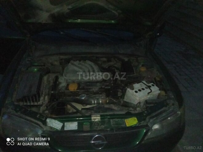 Opel Vectra 1996, 324,000 km - 1.6 l - Neftçala