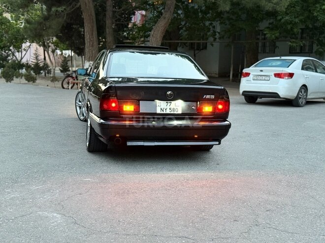 BMW 520 1992, 331,000 km - 2.0 l - Bakı