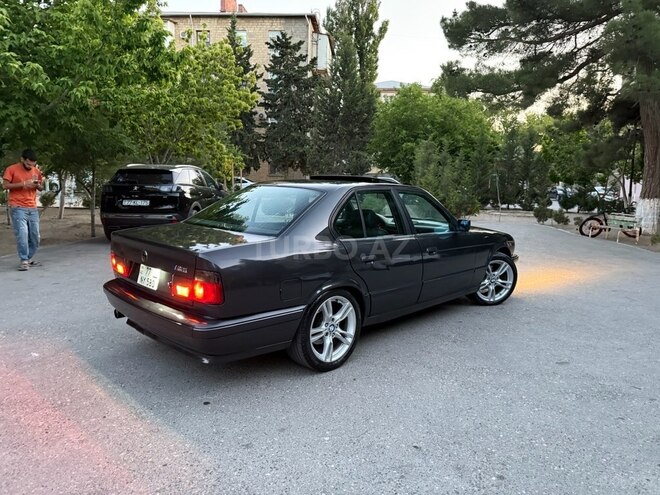 BMW 520 1992, 331,000 km - 2.0 l - Bakı