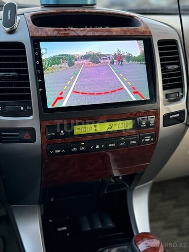 Toyota Land Cruiser Prado-18