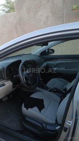 Hyundai Elantra 2016, 135 km - 2.0 l - Bakı