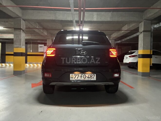 Hyundai Venue 2022, 23,000 km - 1.6 l - Bakı