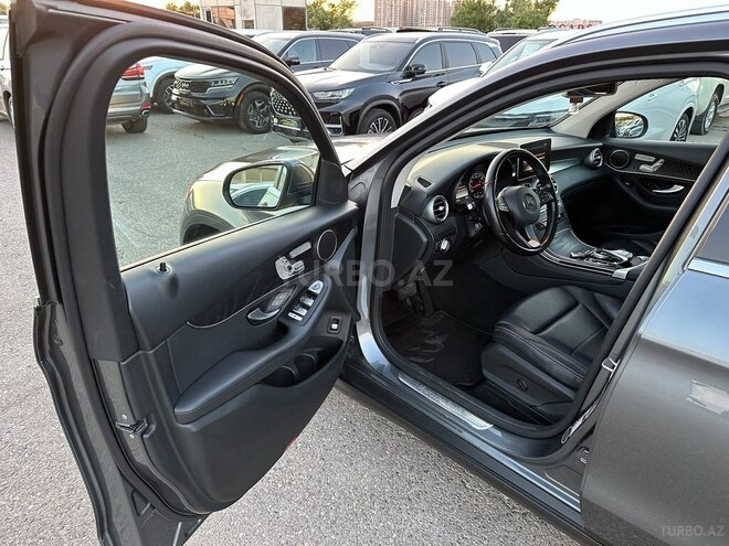 Mercedes GLC 300 2016, 64,000 km - 2.0 l - Bakı