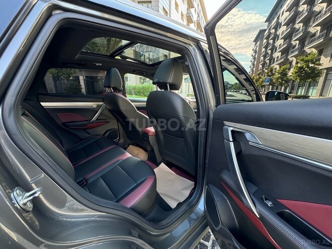 Geely Coolray 2023, 31,600 km - 1.5 л - Bakı