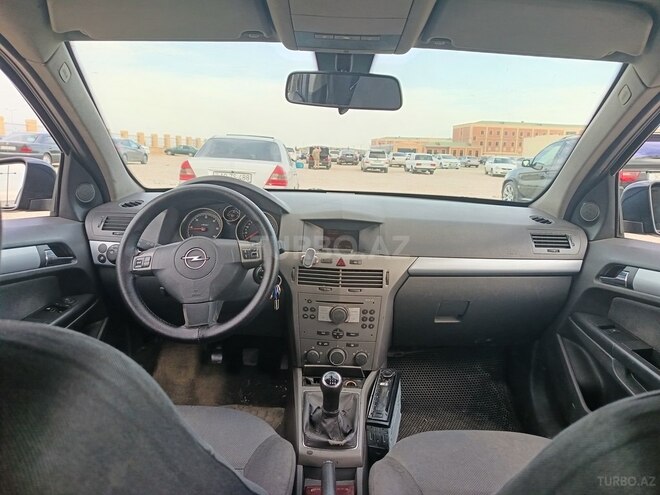 Opel Astra 2006, 227,000 km - 1.3 l - Bakı