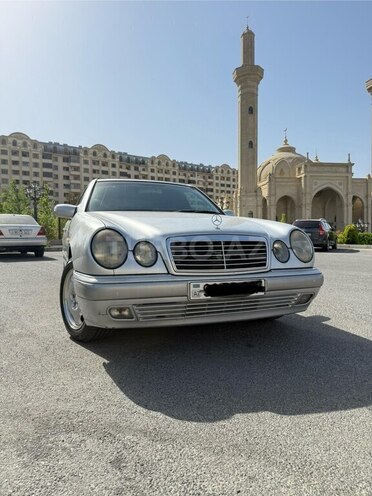 Mercedes E 280 1998, 265,000 km - 2.8 l - Bakı