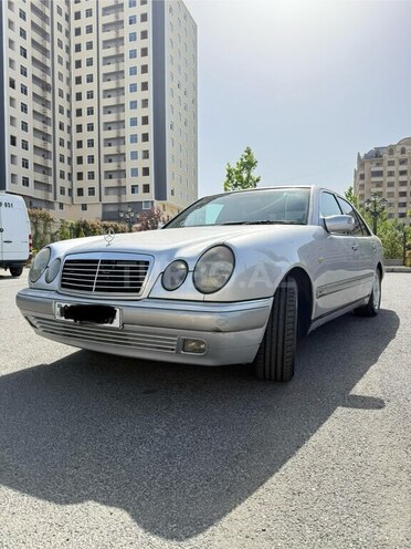 Mercedes E 280 1998, 265,000 km - 2.8 l - Bakı