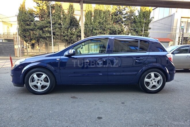 Opel Astra 2005, 137,000 km - 1.4 l - Bakı