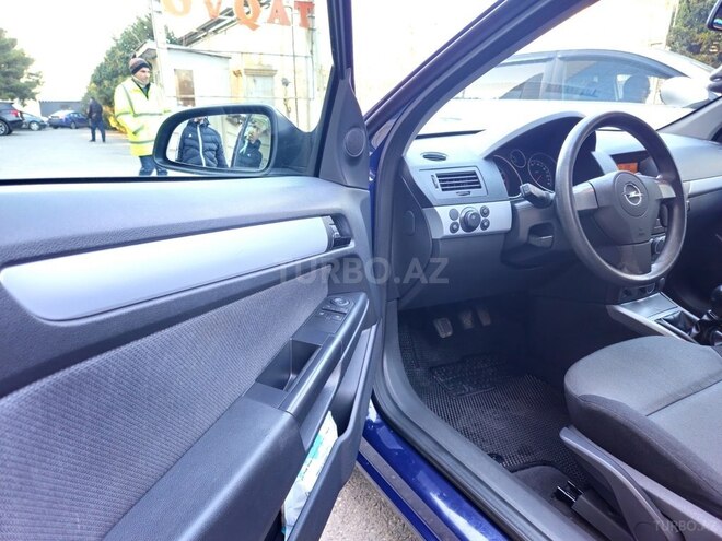 Opel Astra 2005, 137,000 km - 1.4 l - Bakı