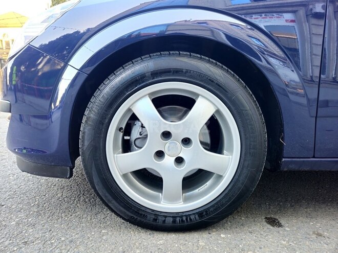 Opel Astra 2005, 137,000 km - 1.4 l - Bakı