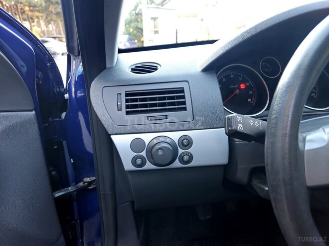 Opel Astra 2005, 137,000 km - 1.4 l - Bakı