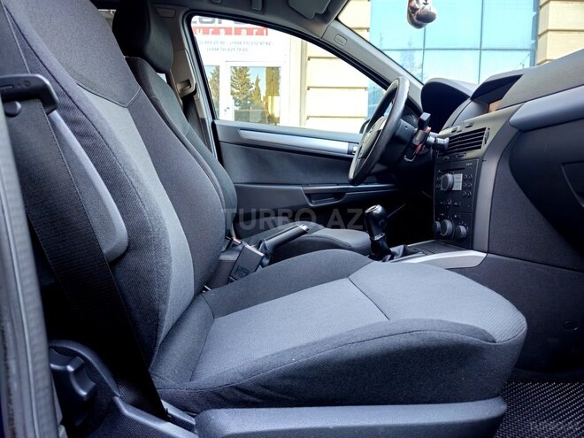 Opel Astra 2005, 137,000 km - 1.4 l - Bakı