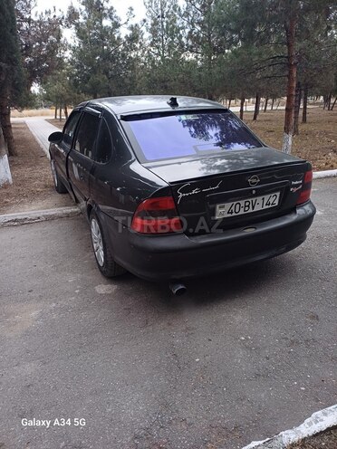 Opel Vectra 1996, 400,000 km - 2.0 l - Gəncə
