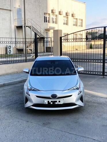 Toyota Prius-1
