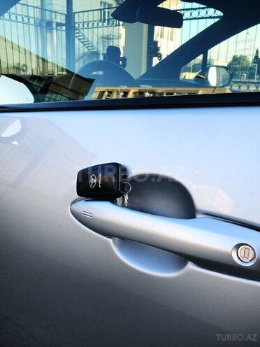 Toyota Prius-14