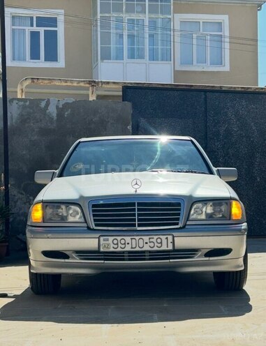 Mercedes C 180 1999, 284,632 km - 1.8 l - Bakı