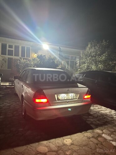 Mercedes C 180 1999, 284,632 km - 1.8 l - Bakı