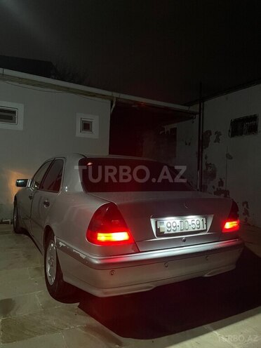 Mercedes C 180 1999, 284,632 km - 1.8 l - Bakı