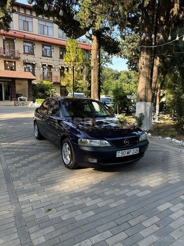 Opel Vectra 1997, 254,666 km - 1.6 l - Masallı