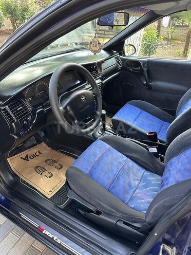 Opel Vectra 1997, 254,666 km - 1.6 l - Masallı