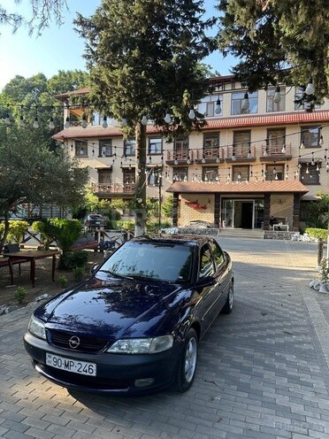 Opel Vectra 1997, 254,666 km - 1.6 l - Masallı