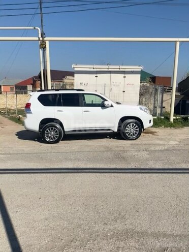 Toyota Land Cruiser Prado 2010, 237,232 km - 3.0 л - Bakı