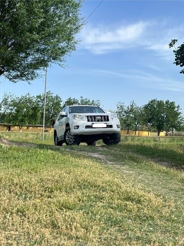 Toyota Land Cruiser Prado 2010, 237,232 km - 3.0 л - Bakı