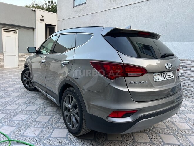 Hyundai Santa Fe-4