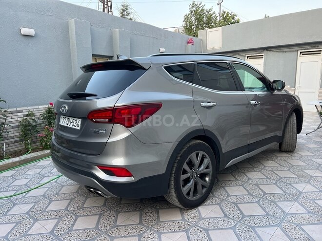 Hyundai Santa Fe-3