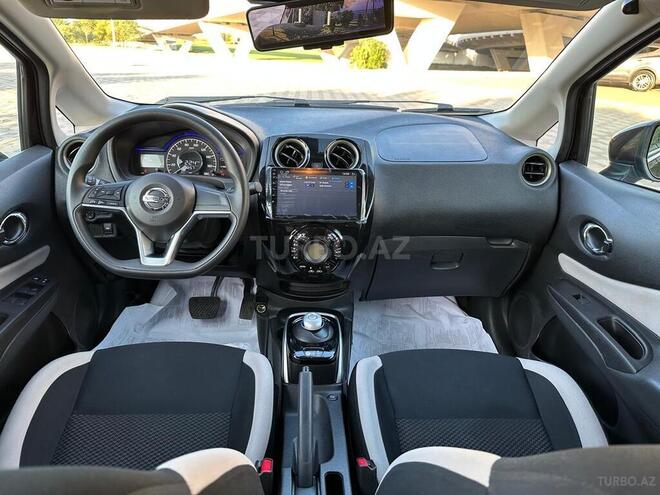 Nissan Note-21