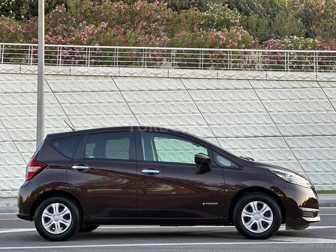 Nissan Note-13