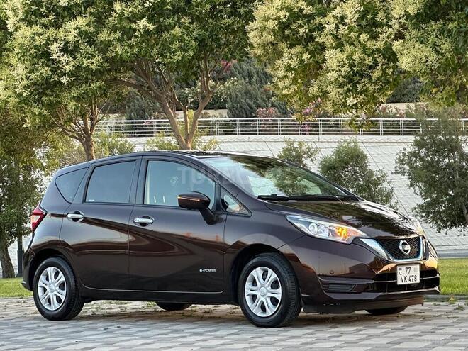 Nissan Note-4