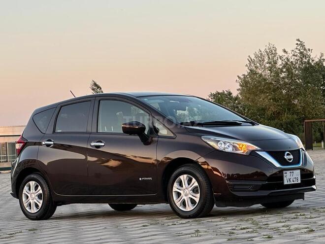 Nissan Note-8