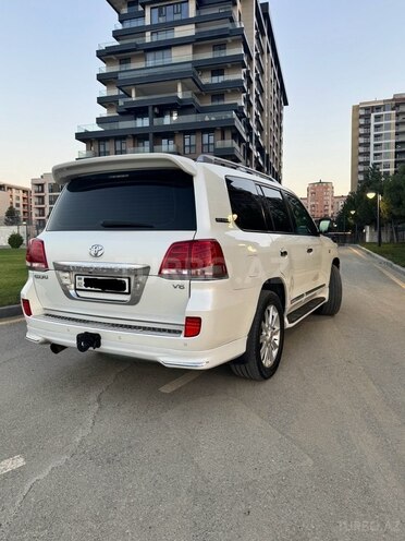 Toyota Land Cruiser-4