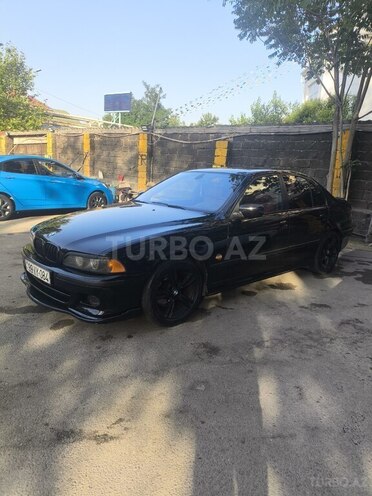 BMW 530 2001, 430,000 km - 3.0 л - Gədəbəy