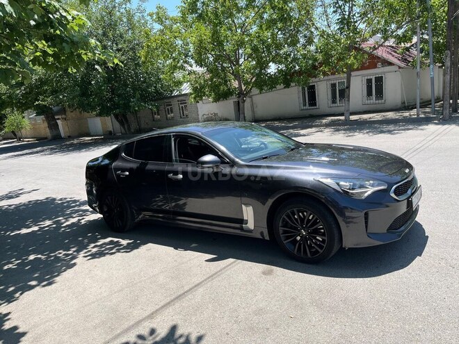 Kia Stinger-2