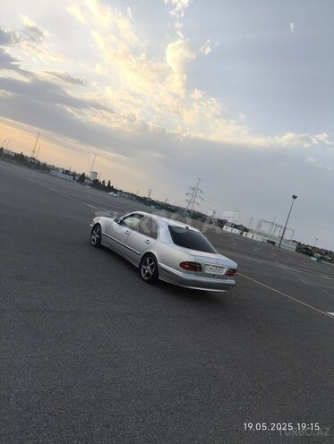 Mercedes E 280 2000, 475,000 km - 2.8 l - Bakı