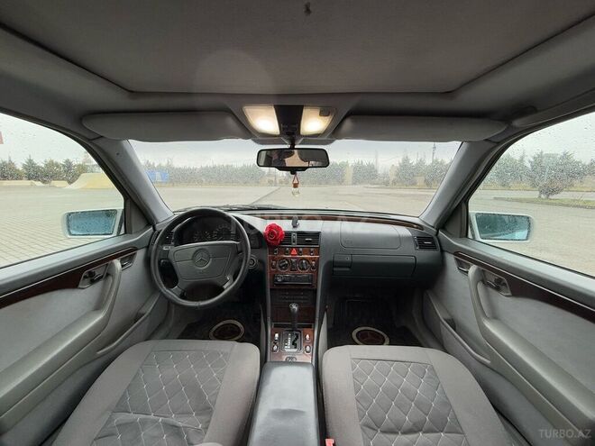 Mercedes C 280 1995, 288,000 km - 2.8 l - Xaçmaz