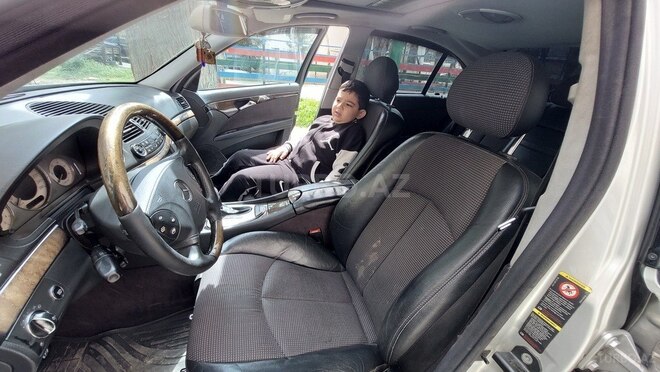 Mercedes E 270 2002, 503,860 km - 2.7 л - Bakı